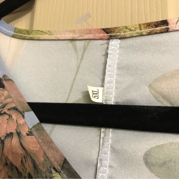 Floral print flowy maxi dress. Size 5XL - Picture 5 of 5